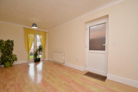 2 bedroom flat to rent - Hamworthy