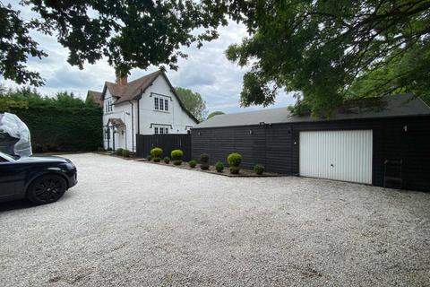 2 bedroom cottage to rent, Medburn Cottages, Elstree