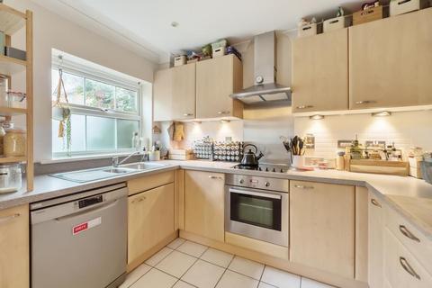 2 bedroom apartment to rent, Reliance Way,  East Oxford,  OX4