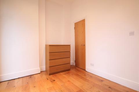 2 bedroom flat to rent, Bartholomew Road, Kentish Town, NW5