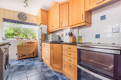 6 Molescroft, London, SE9 3JU