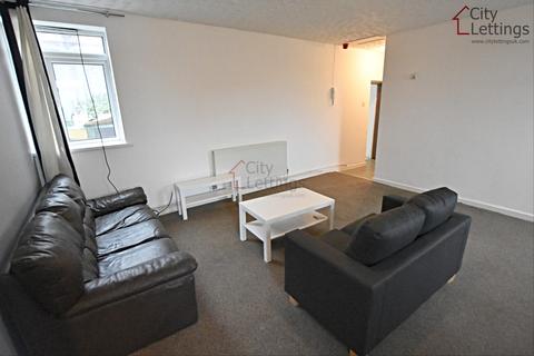 3 bedroom flat to rent - Flat 8, The Old Bakehouse