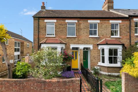 St Dunstans Road, Hanwell, W7