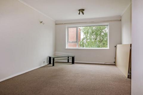 1 bedroom flat for sale, Langley - Walking distance to Langley Mainline