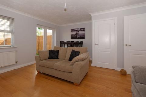 1 bedroom in a house share to rent - Robertson Way, Sapley, Huntingdon