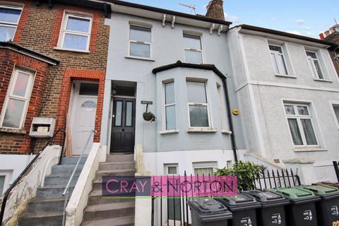 2 bedroom maisonette for sale, Waddon New Road, Croydon, CR0