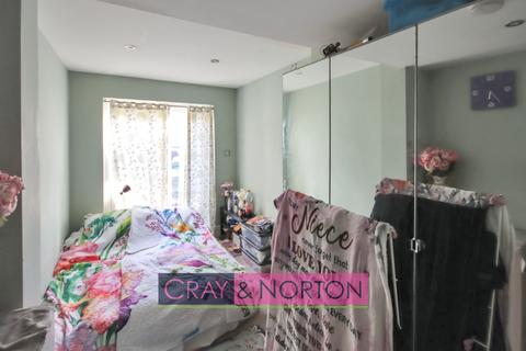 2 bedroom maisonette for sale, Waddon New Road, Croydon, CR0