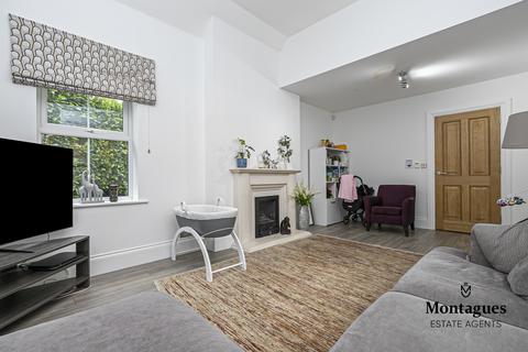 1 Aragon Mews, Epping, CM16 6FG