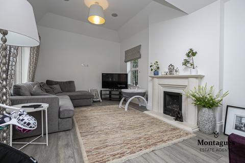 1 Aragon Mews, Epping, CM16 6FG