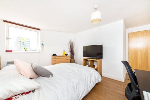 2 bedroom apartment to rent, Limehouse Basin, E14