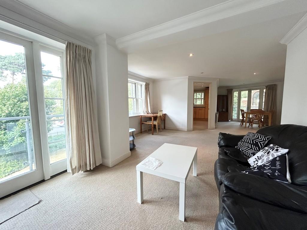 Apartment in Bournemouth - View 2