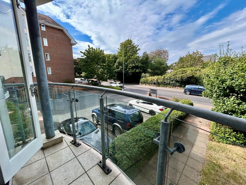 Apartment in Bournemouth - View 3