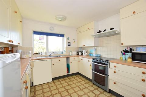 2 bedroom flat for sale - Ward Road, Totland Bay, Isle of Wight