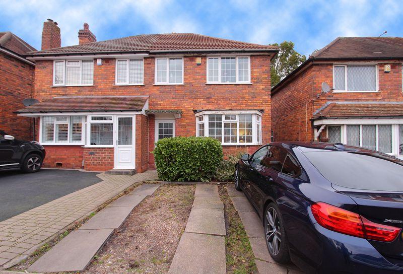 Tideswell Road Birmingham 3 Bed Semi Detached House £775 Pcm £179 Pw