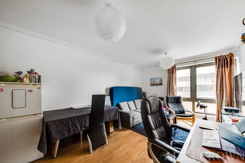 1 bedroom flat to rent, Trentham Court, Victoria Road, Acton