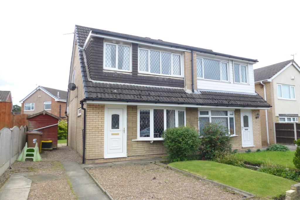 LARCHWOOD CRESCENT, LEYLAND PR25 3 bed semidetached house £125,000