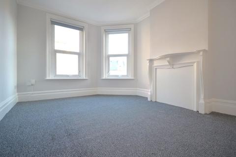 3 bedroom flat to rent, Churchfield Road, Acton Central W3 6BP