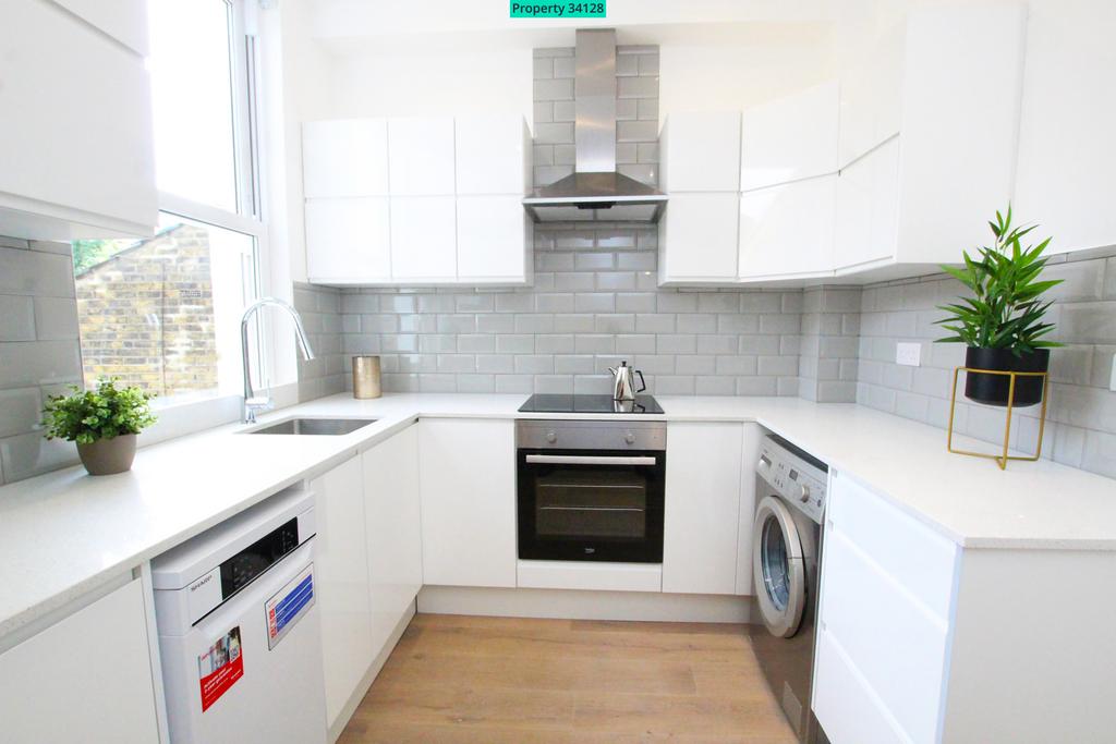 Apartment in London - View 2