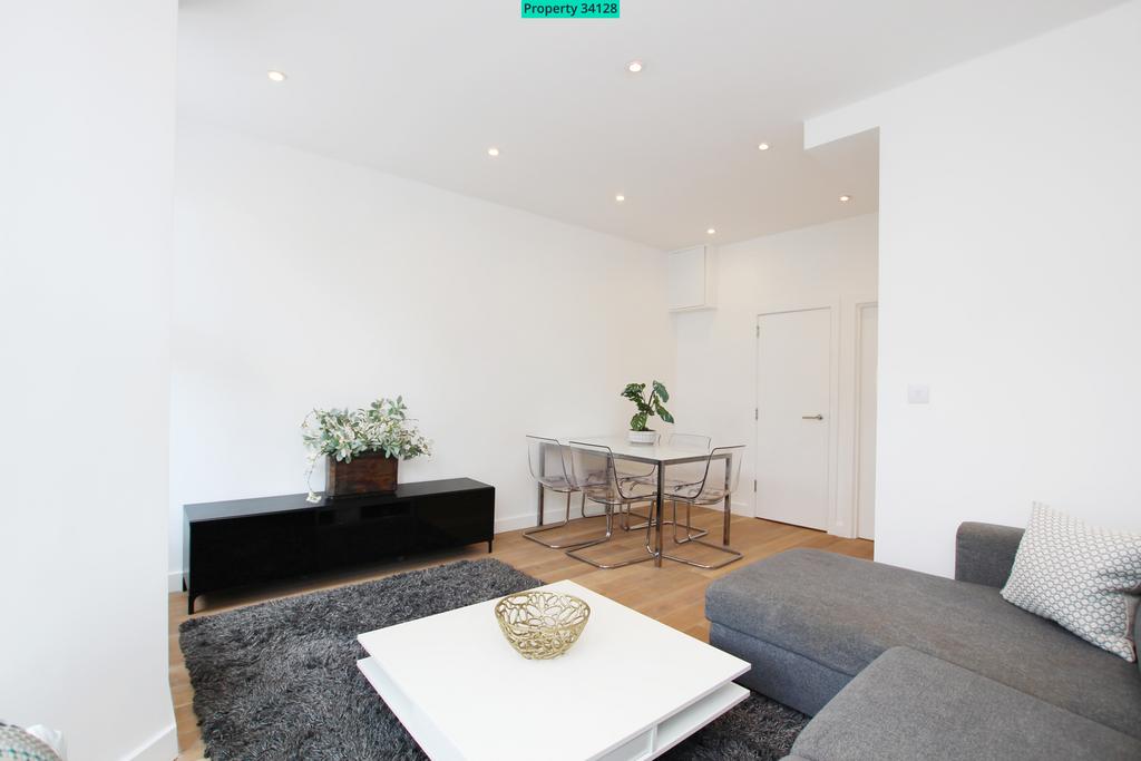 Apartment in London - More