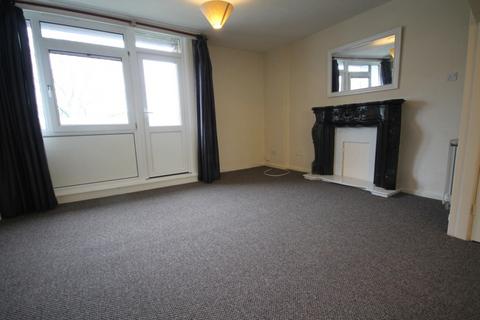 3 bedroom maisonette to rent, Winn Grove, Sheffield, S6
