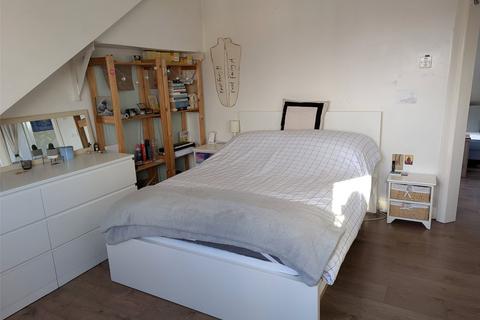 1 bedroom apartment to rent, Hanger Lane, London, Greater London, W5