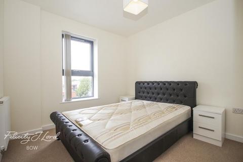 undefined, Hamlets Way, London