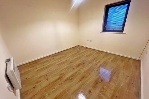 undefined, The Deck, Lock 6, Mersey Road, Runcorn