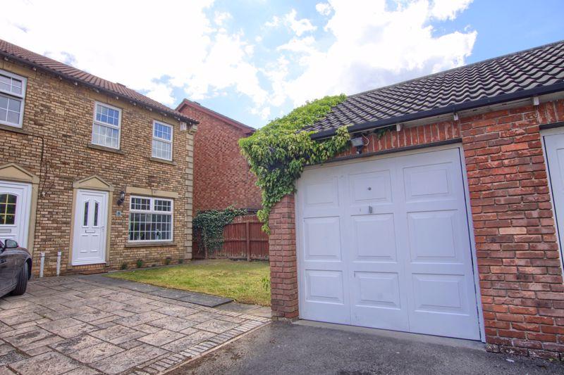 Farne Court, Ingleby Barwick 3 bed semidetached house to rent £795 pcm (£183 pw)