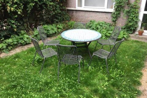4 bedroom flat to rent, Colville State