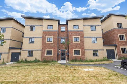 2 bedroom apartment to rent - Ainger Close,  Aylesbury,  HP19