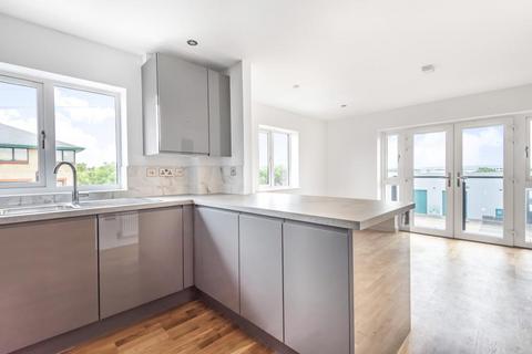 undefined, Ainger Close,  Aylesbury,  HP19