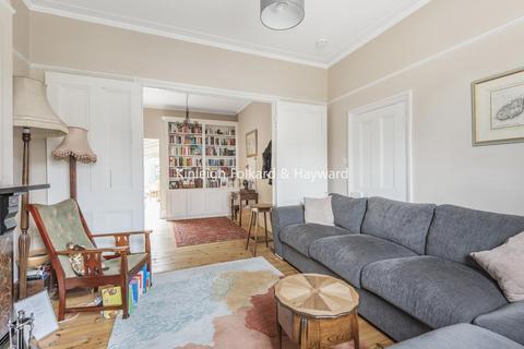 44 Honley Road, London, SE6 2JB