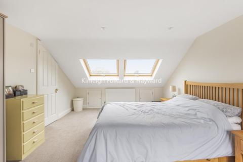 44 Honley Road, London, SE6 2JB