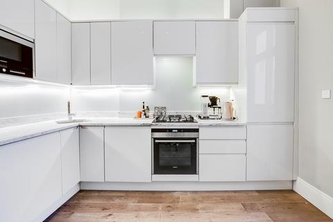 1 bedroom flat for sale, St. Stephens Gardens, Notting Hill, London