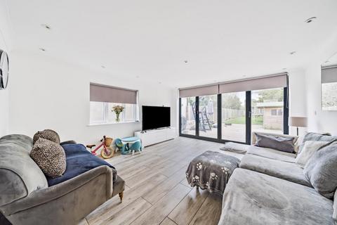 5 bedroom detached house to rent, Egham,  Surrey,  TW20