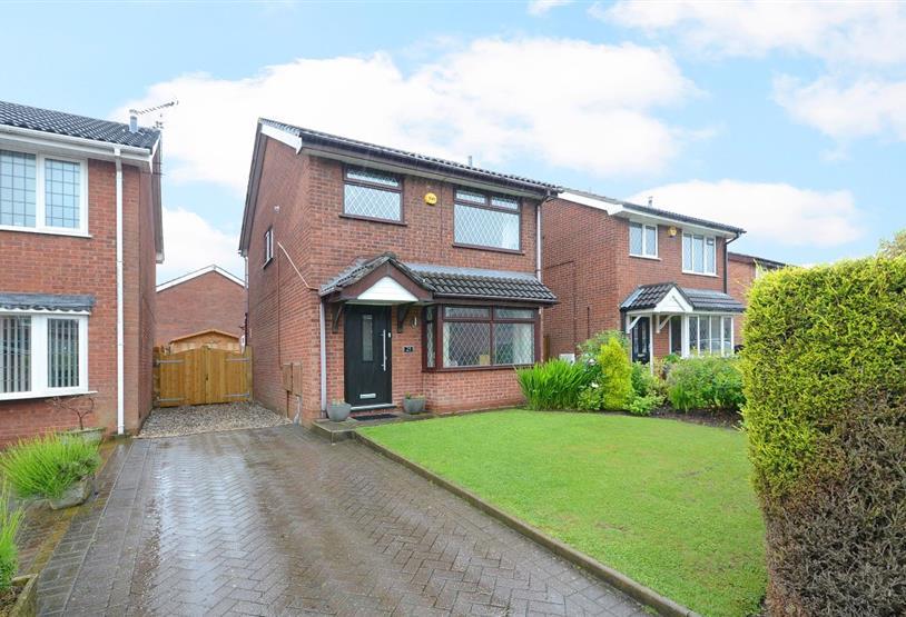 Charminster road, Meir Park, StokeonTrent ST3 3 bed detached house to