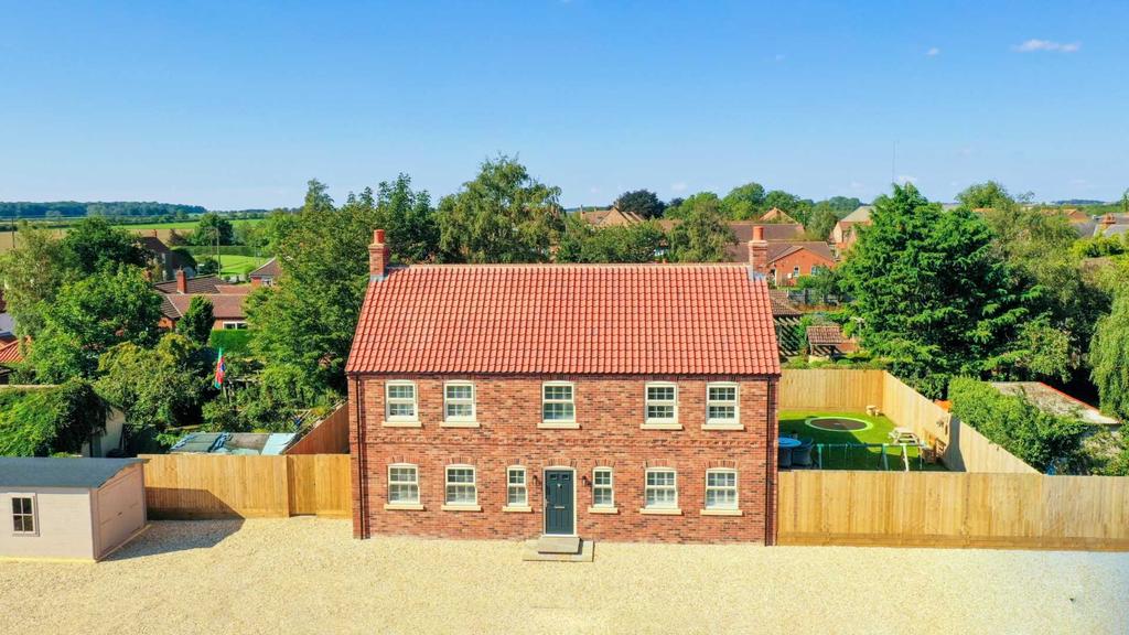 Eastfield, Norton 4 bed detached house £435,000