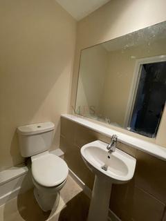 2 Canalside Gardens, Southall, UB2 5TJ