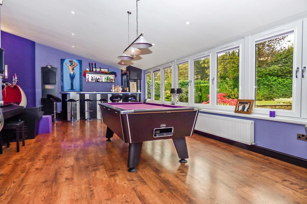 Carnoustie, Usworth, Washington, Tyne & Wear, NE37 1ND 5 bed detached