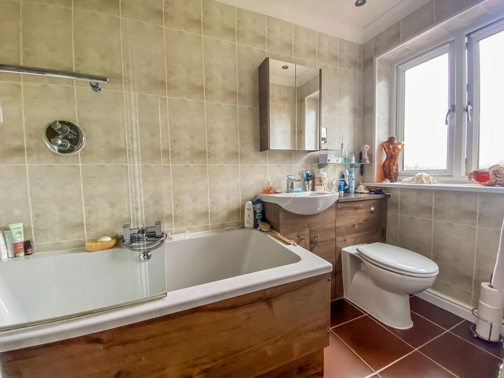 Carnoustie, Usworth, Washington, Tyne & Wear, NE37 1ND 5 bed detached