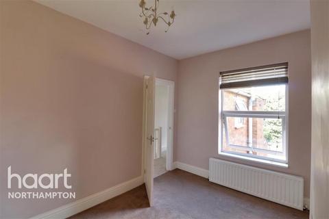 3 bedroom terraced house to rent - Derby Road  Abington