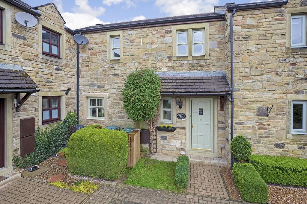 Orchard Lane, Addingham 2 bed terraced house £245,000