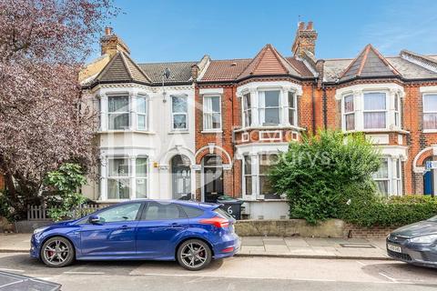 5 bedroom terraced house to rent, Kitchener Road, Seven Sisters, London