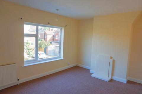 3 bedroom terraced house to rent, Willingham Street, Grimsby