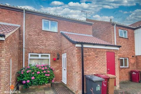 2 bedroom terraced house to rent - Edgemere, Scunthorpe