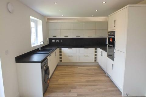 4 bedroom semi-detached house to rent - Little Owl Walk, Tommy Taylors Lane, Cheltenham, Gloucestershire, GL50