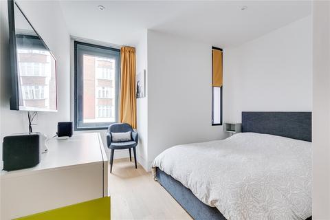 1 bedroom flat for sale, Fulham High Street, London