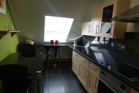 2 bedroom apartment to rent, 20 Pocketts Wharf Marina Swansea