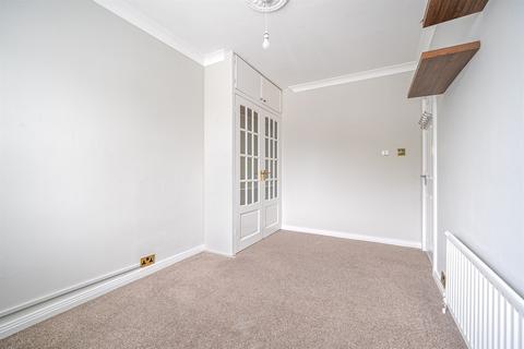 undefined, Florida Court, Bath Road, Reading, RG1
