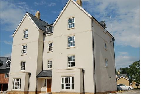 3 bedroom apartment to rent, Mill Park Gardens, Mildenhall, Bury St Edmunds, Suffolk, IP28